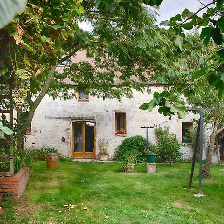 Apartmán La Ferme Des Nonains Montjavoult Exteriér fotografie