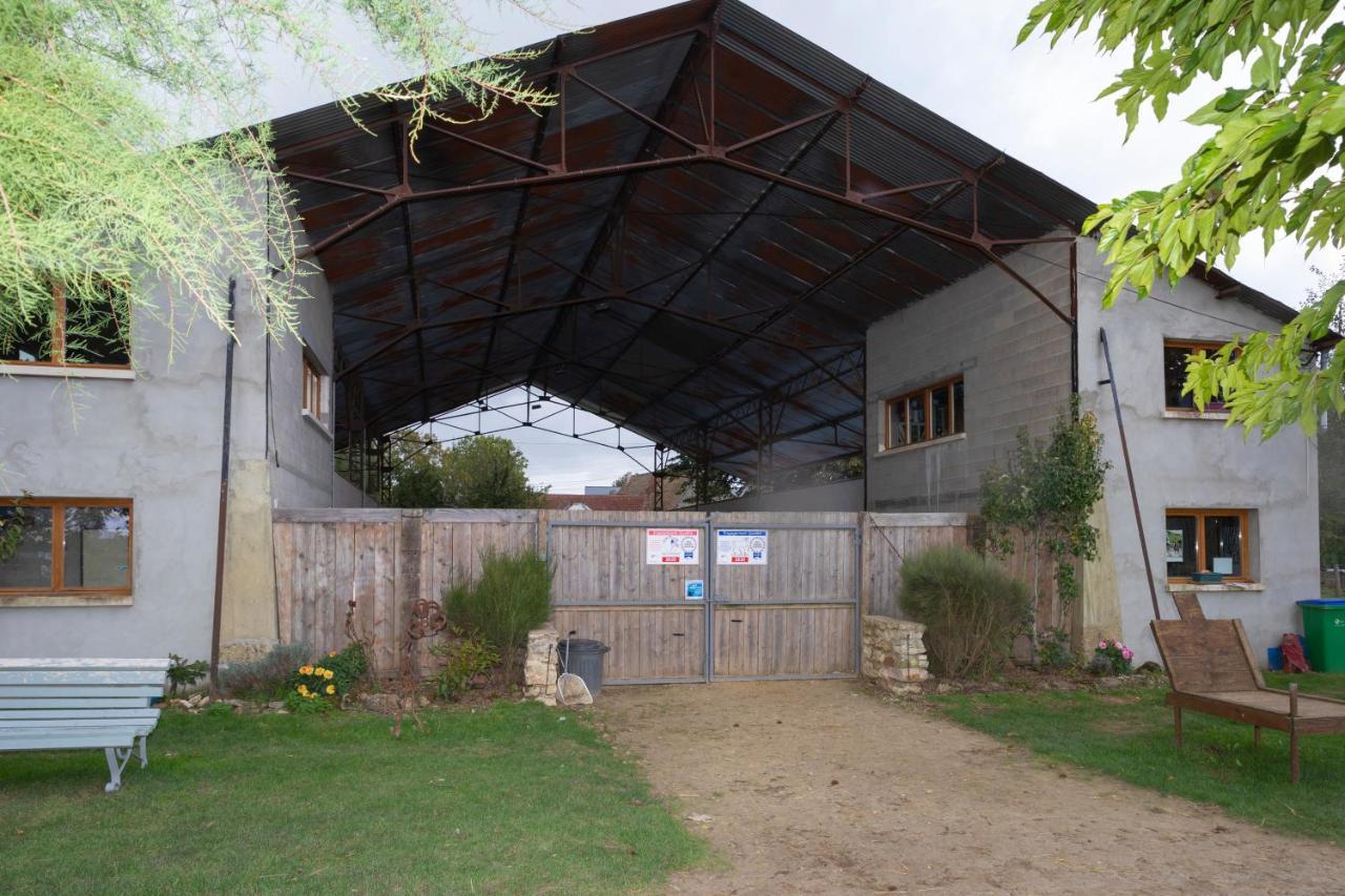 Apartmán La Ferme Des Nonains Montjavoult Exteriér fotografie